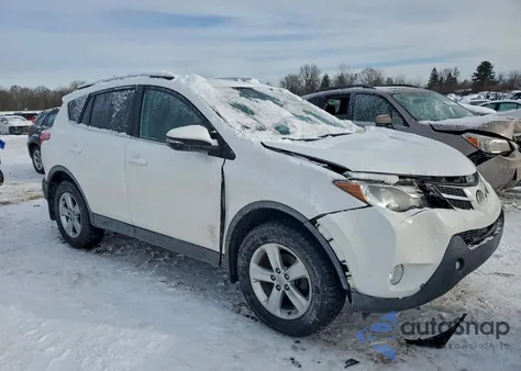 2013 Toyota Rav4 Xle z USA, uszkodzony, nr VIN 2T3RFREV6DW081828